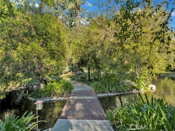 7050 Shoup Ave #225 225, Canoga Park (los Angeles) CA 91303