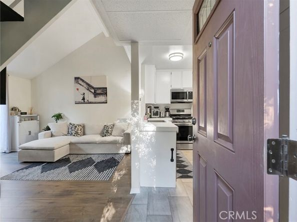 7050 Shoup Ave #225 225, Canoga Park (los Angeles) CA 91303