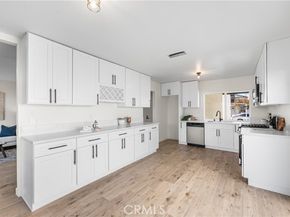 22015 Romar Street, Chatsworth (los Angeles) CA 91311