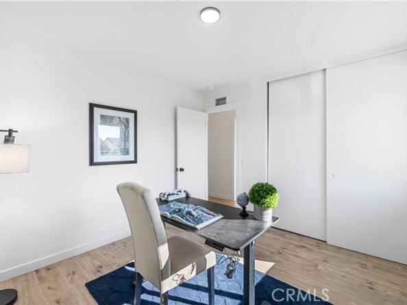 22015 Romar Street, Chatsworth (los Angeles) CA 91311