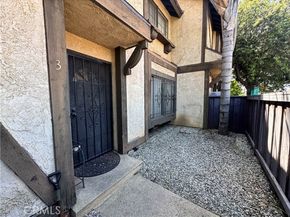 14924 Nordhoff 3, North Hills (los Angeles) CA 91343