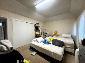 14924 Nordhoff 3, North Hills (los Angeles) CA 91343