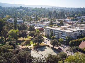 4949 Genesta Avenue 308, Encino (los Angeles) CA 91316