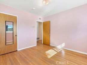 9731 Rathburn, Northridge (los Angeles) CA 91325