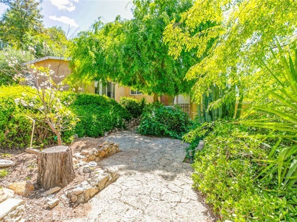 10058 Sunland Boulevard, Sunland (los Angeles) CA 91040