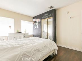 10058 Sunland Boulevard, Sunland (los Angeles) CA 91040