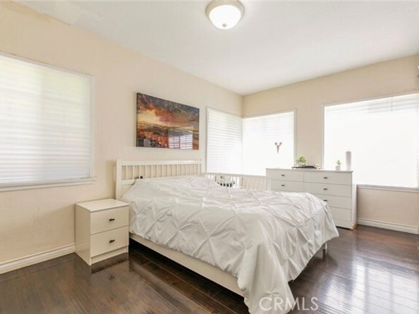 10058 Sunland Boulevard, Sunland (los Angeles) CA 91040
