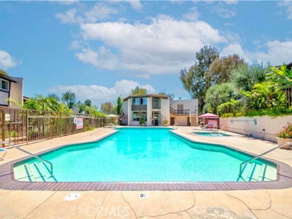 330 S Miraleste Drive 216, San Pedro (los Angeles) CA 90732