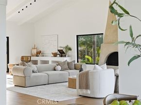 8140 calabar Avenue, Playa Del Rey (los Angeles) CA 90293