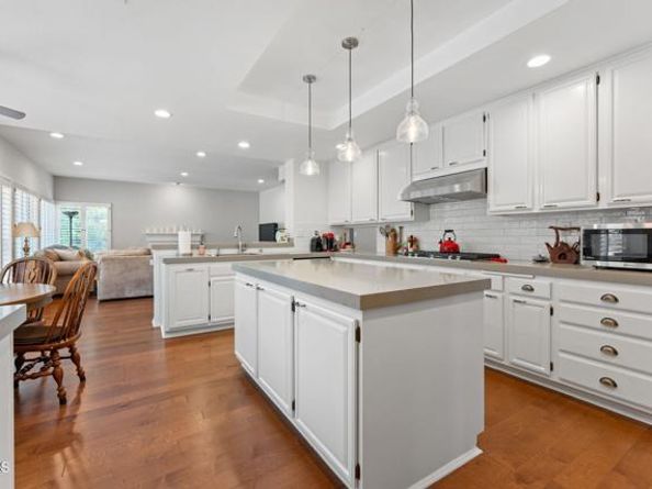 24006 Clarington Drive, West Hills (los Angeles) CA 91304