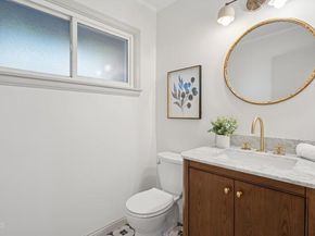 6043 Mary Ellen Avenue, Los Angeles CA 91401