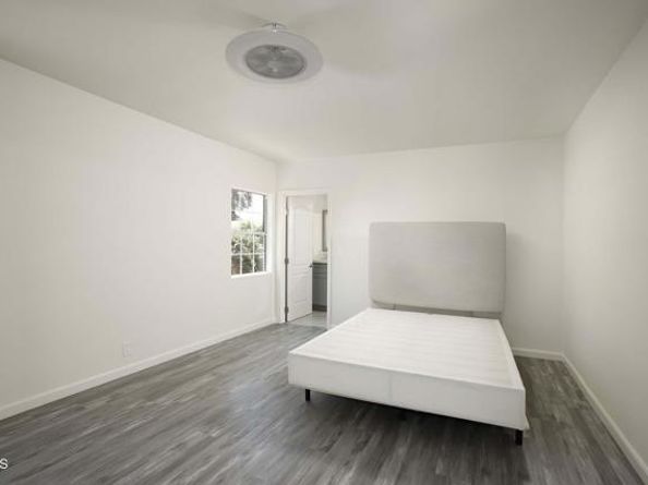 8939 Rhea Avenue, Northridge (los Angeles) CA 91324