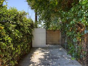 8939 Rhea Avenue, Northridge (los Angeles) CA 91324