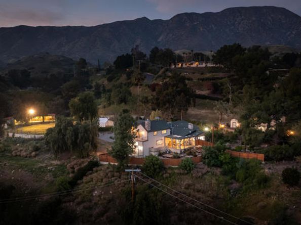 11395 Oro Vista Avenue, Sunland (los Angeles) CA 91040