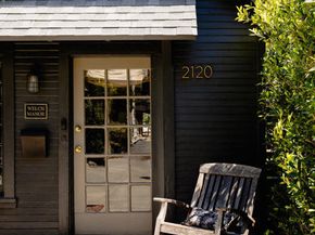 2120 Navarro Avenue, Altadena CA 91001