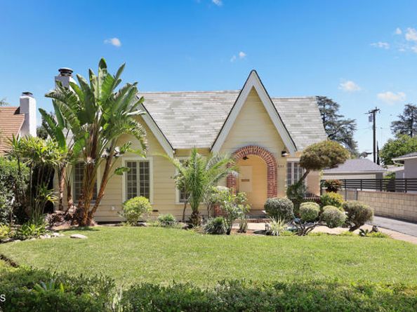 2120 Navarro Avenue, Altadena CA 91001