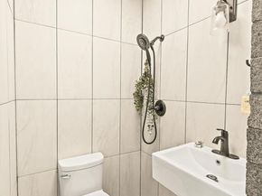 2120 Navarro Avenue, Altadena CA 91001