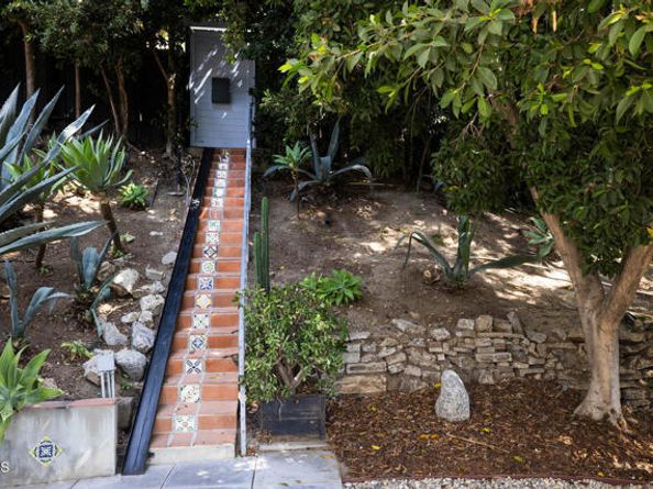 3836 De Longpre Avenue, Los Angeles CA 90027