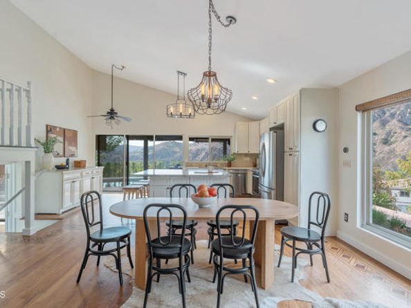 11458 Garret Place, Tujunga (los Angeles) CA 91042