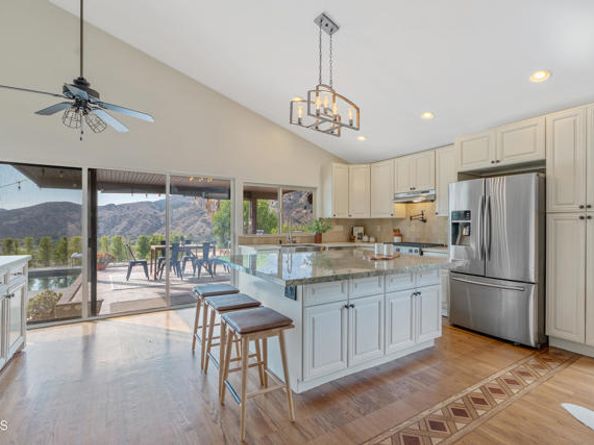 11458 Garret Place, Tujunga (los Angeles) CA 91042