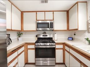 20025 Shamrock Glen, Lake Forest (el Toro) CA 92630