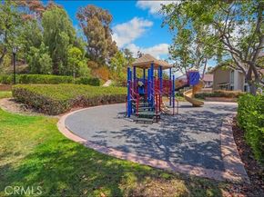 20025 Shamrock Glen, Lake Forest (el Toro) CA 92630