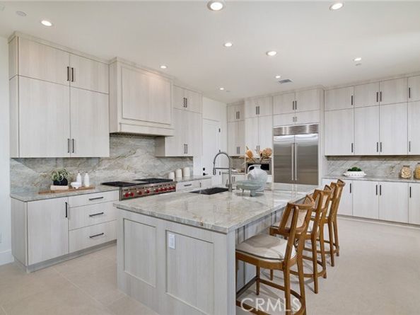 117 Oakstone, Irvine CA 92618