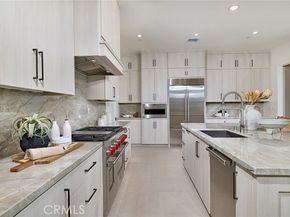 117 Oakstone, Irvine CA 92618