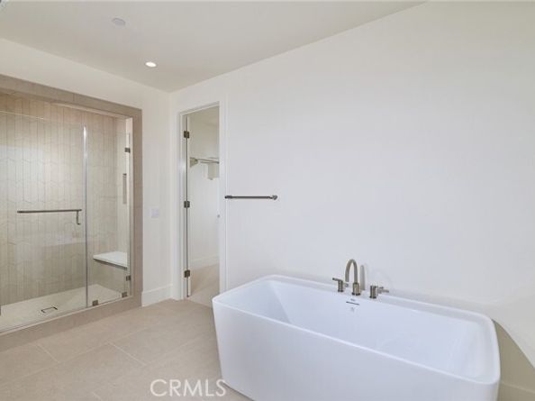 117 Oakstone, Irvine CA 92618
