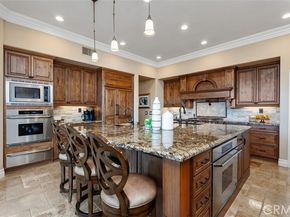 18 Claremont, Laguna Hills CA 92679