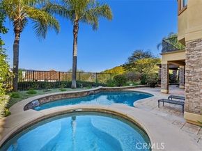 18 Claremont, Laguna Hills CA 92679