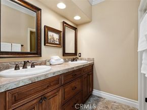 18 Claremont, Laguna Hills CA 92679