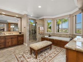 18 Claremont, Laguna Hills CA 92679