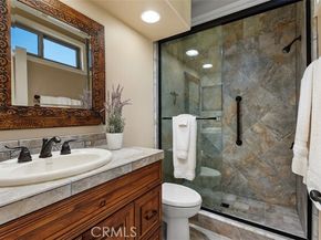 18 Claremont, Laguna Hills CA 92679