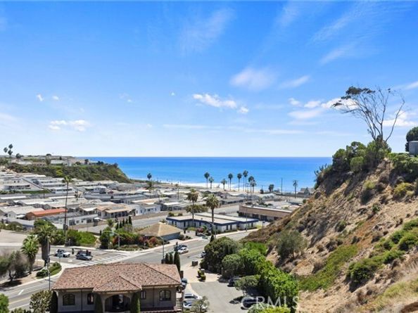 123 Monte Vista 12, San Clemente CA 92672