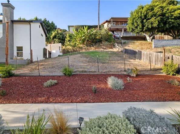 1174 W 6th Street, San Pedro (los Angeles) CA 90731