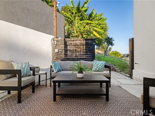 1174 W 6th Street, San Pedro (los Angeles) CA 90731