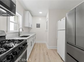 323 W 4th, Long Beach CA 90802