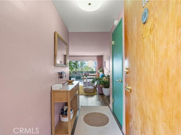 528 Cedar 3A, Long Beach CA 90802