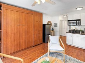 1021 Scott Street 130, San Diego CA 92106