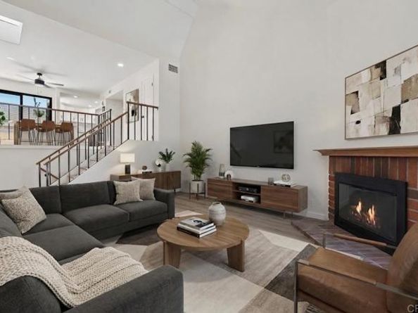 4841 Embassy Circle 27, La Palma CA 90623