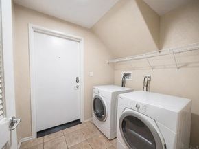 4096 Union Square Lane, San Diego CA 92105