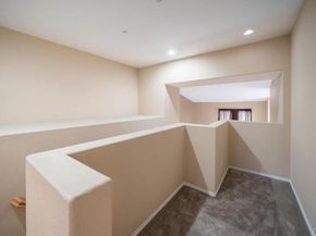 4096 Union Square Lane, San Diego CA 92105