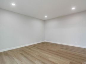 3839 Vista Campana 6, Oceanside CA 92057