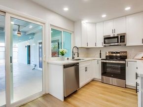 3839 Vista Campana 6, Oceanside CA 92057