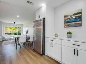 3839 Vista Campana 6, Oceanside CA 92057