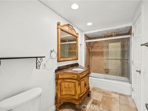 4348 Topanga Canyon, Woodland Hills (los Angeles) CA 91364