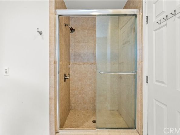 4348 Topanga Canyon, Woodland Hills (los Angeles) CA 91364