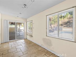 4348 Topanga Canyon, Woodland Hills (los Angeles) CA 91364