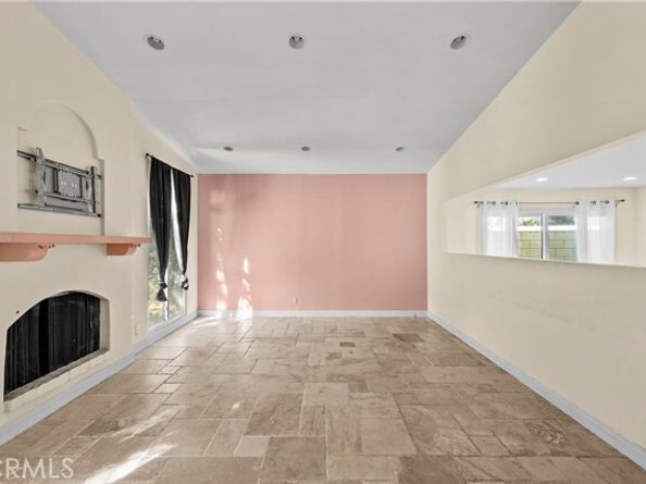 4348 Topanga Canyon, Woodland Hills (los Angeles) CA 91364